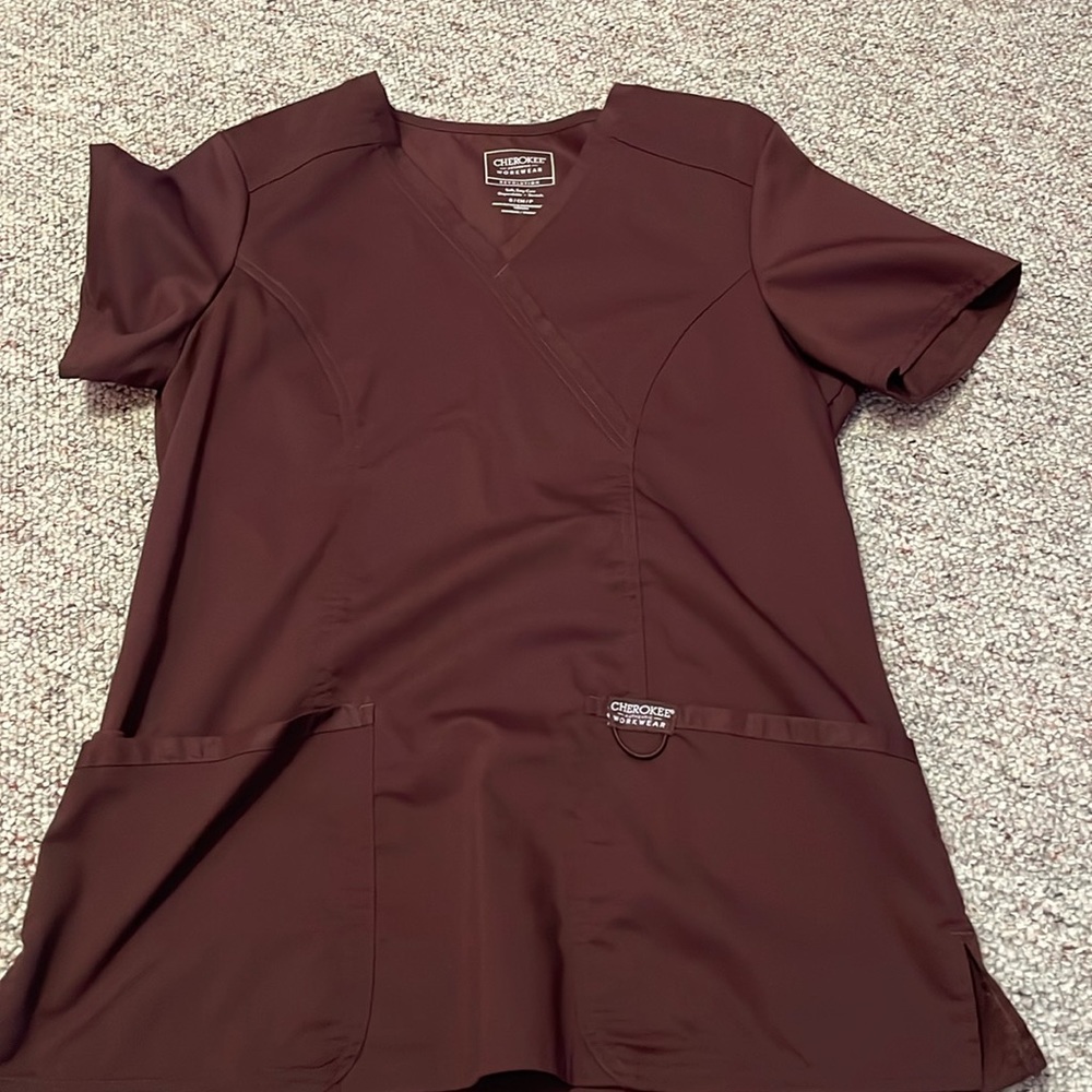 Scrub top